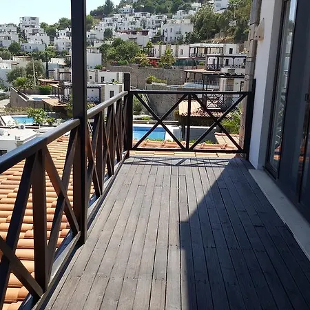 Bodrum Ozel Havuzlu Mustakil Tripleks Willa Gündoğan