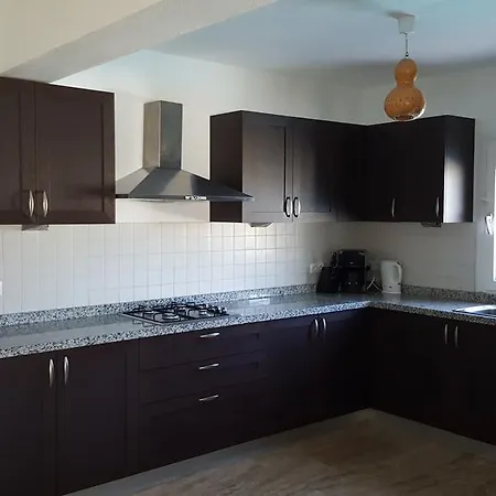 Bodrum Ozel Havuzlu Mustakil Tripleks فيلة *